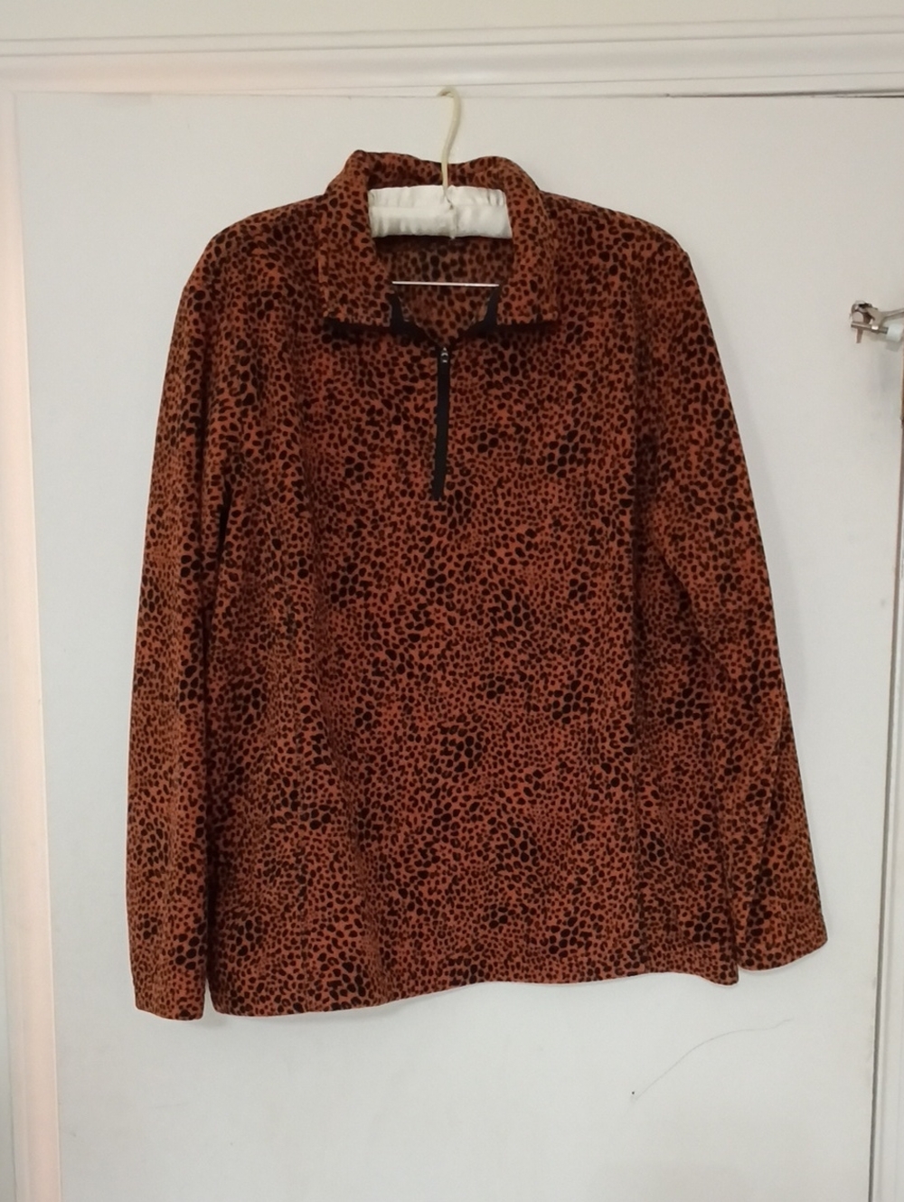 Lands End SUPER Soft Leopard Print Quarter-Zip Pullover L